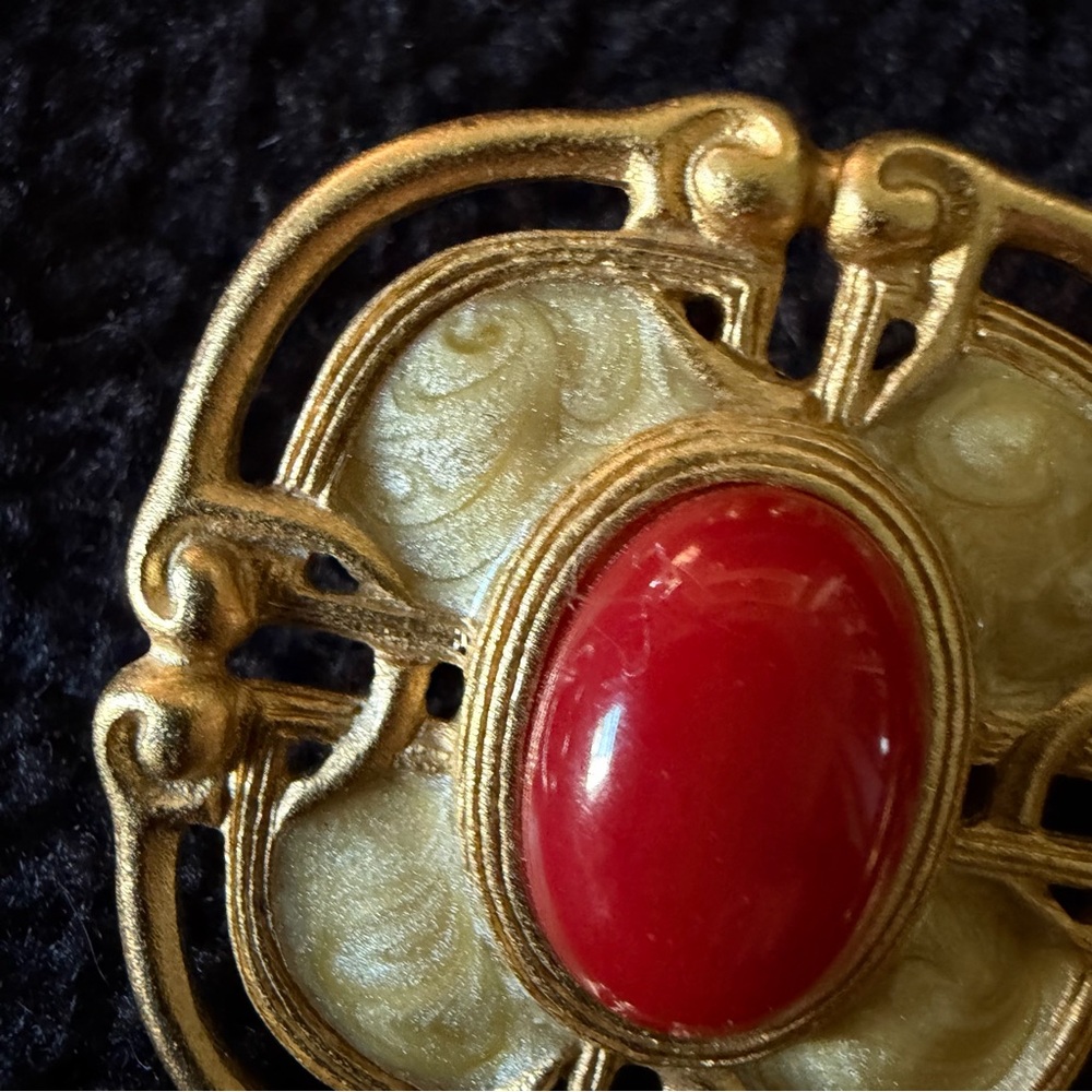 Vintage Monet Etruscan Gold Tone & Red Cabochon Earrings,Pierced - Picture 5 of 5